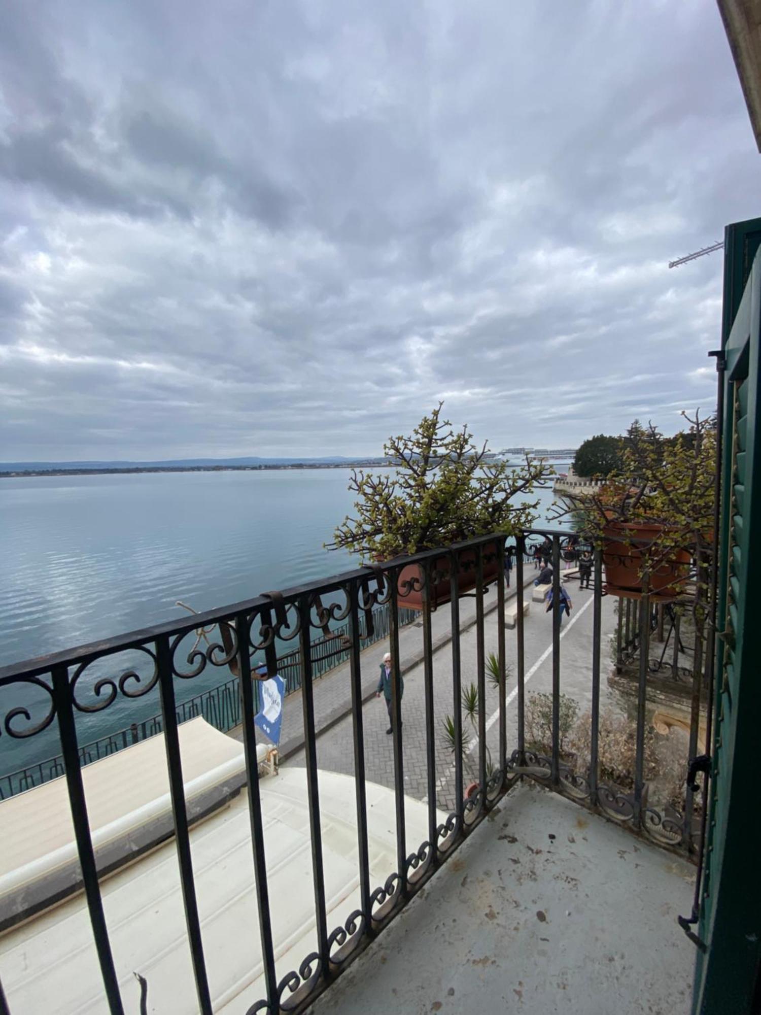 Case Vacanze Vista Mare Сиракузы Экстерьер фото